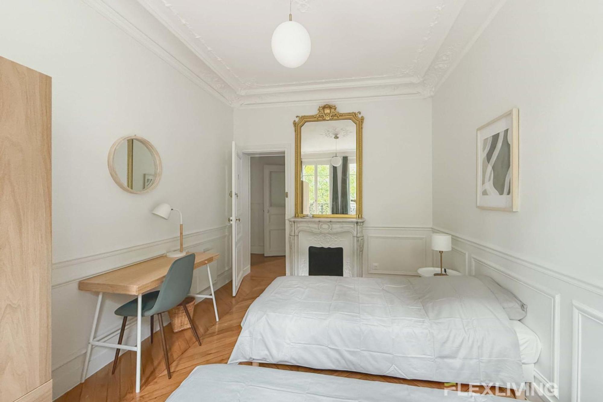Flexliving - Whole Flat - Alesia Apartment *