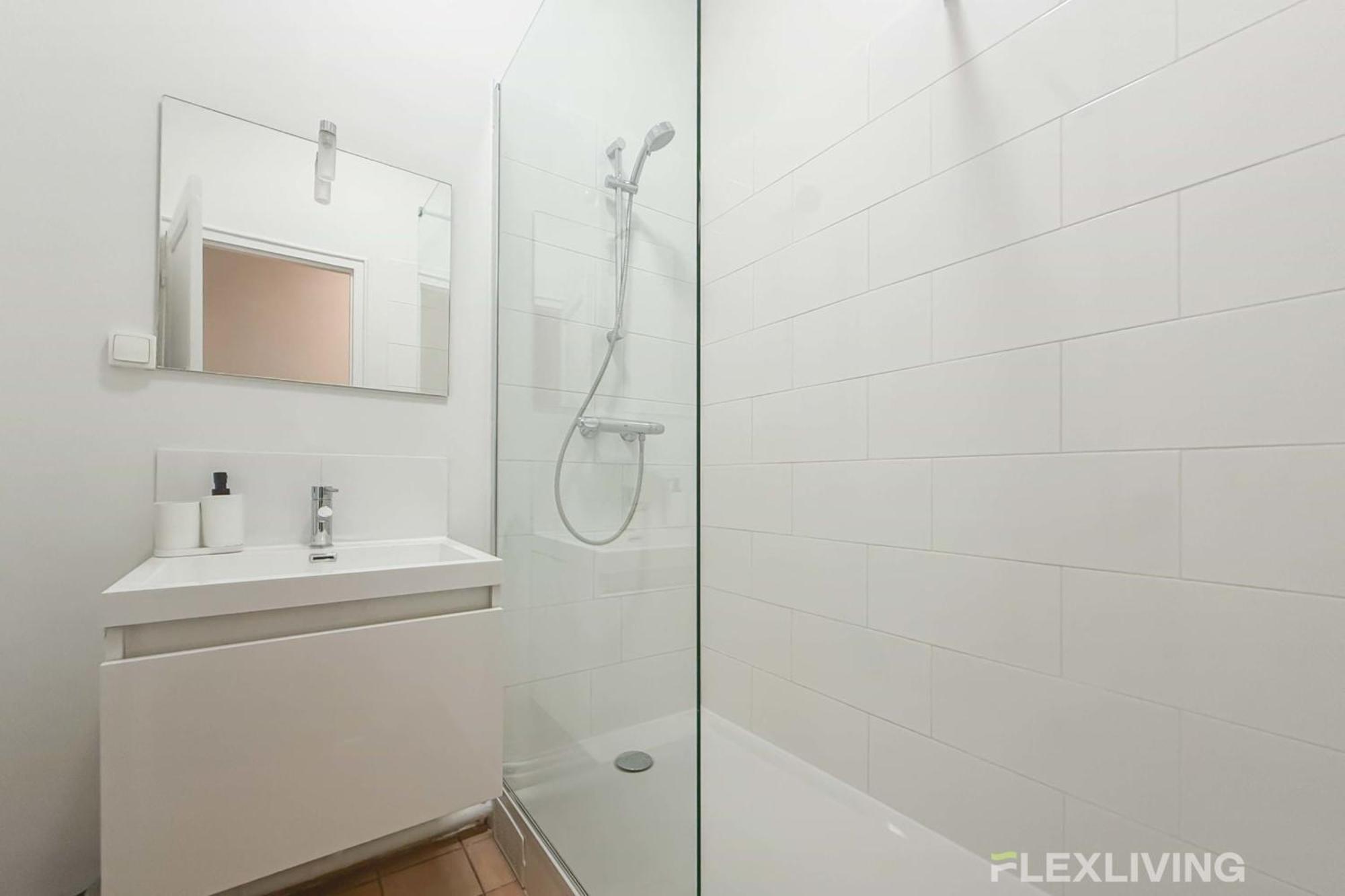 Flexliving - Whole Flat - Alesia